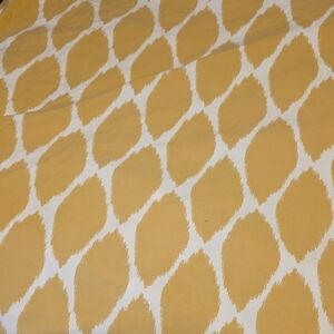 West Elm Gold and Cream Duvet Cover 90*97 Oversized QUEEN W/ Euro Sham No Insert